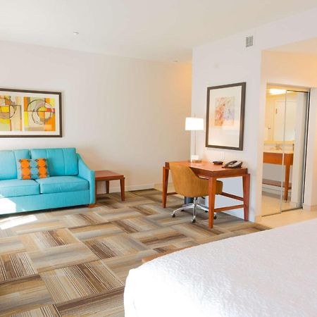 Hampton Inn & Suites Riverside/Corona East Eksteriør bilde