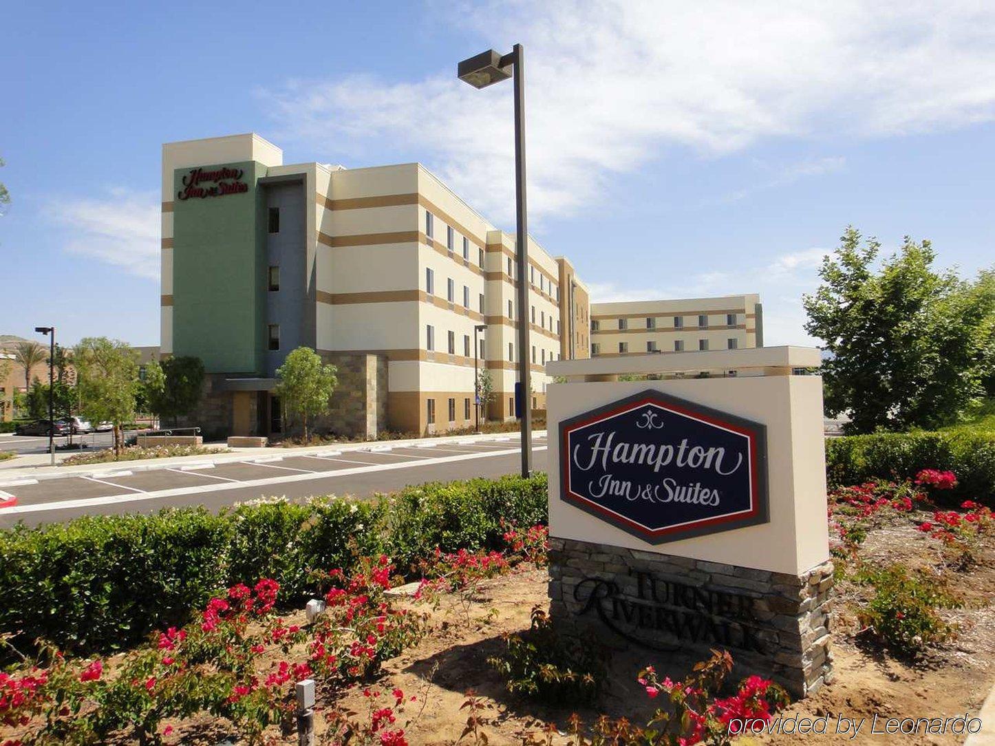 Hampton Inn & Suites Riverside/Corona East Eksteriør bilde