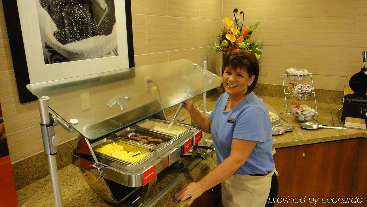 Hampton Inn & Suites Riverside/Corona East Restaurant bilde